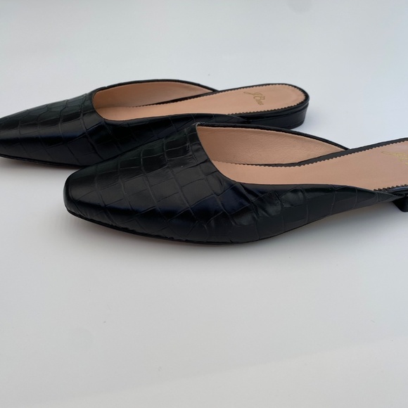 Mule - Picture 6 of 7